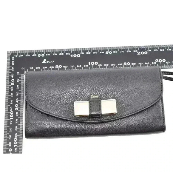 Chloé Black Wallet with Bow Accent - Picture 10 of 11